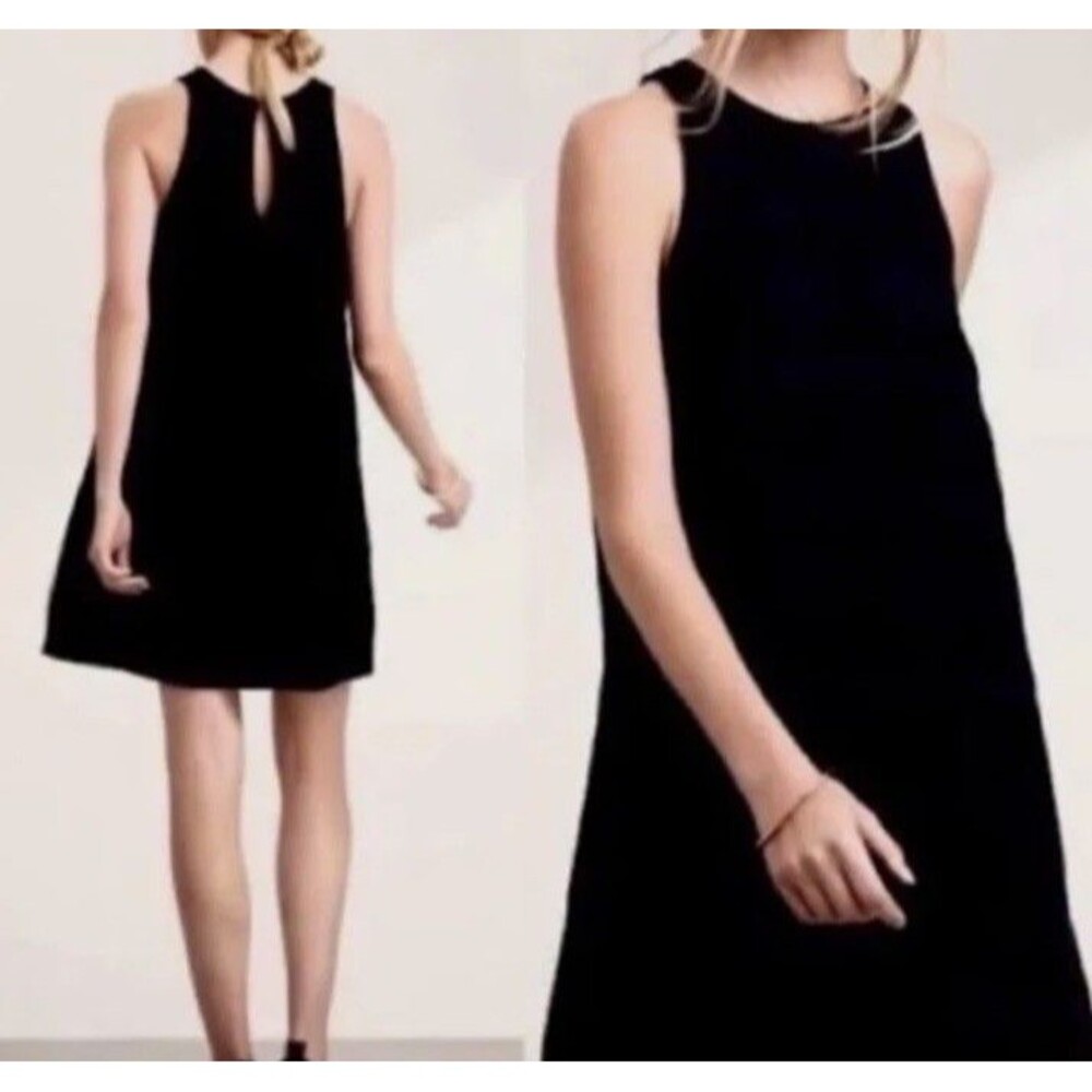 Aritzia Wilfred Women's Trompette Faux Suede Dress with pockets - Black - XS
